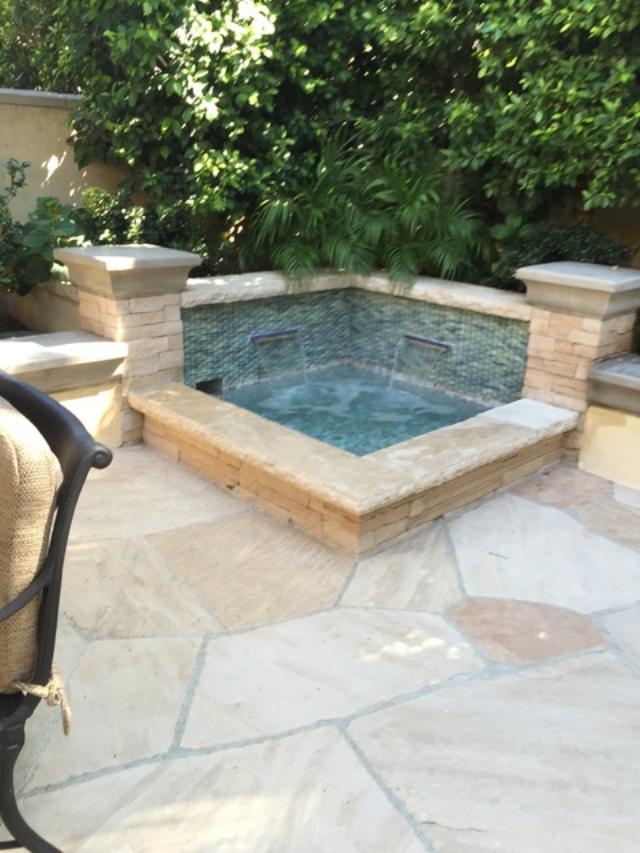 High-End Pool Renovation with Modern Finishes